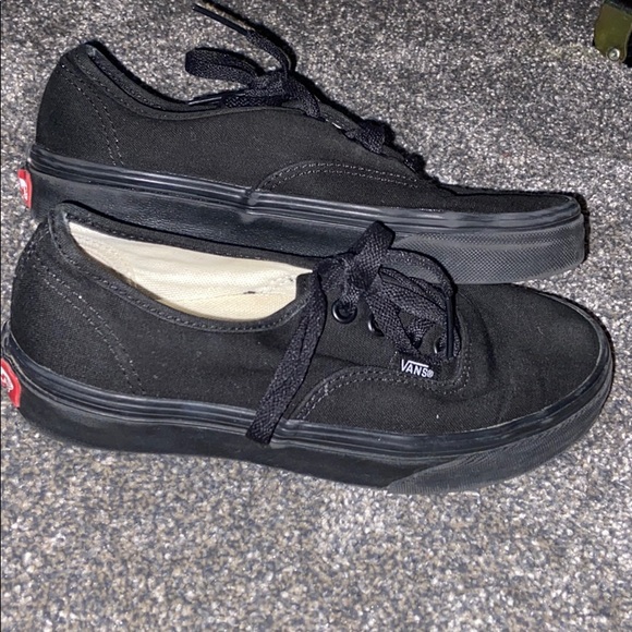 all black vans size 5.5